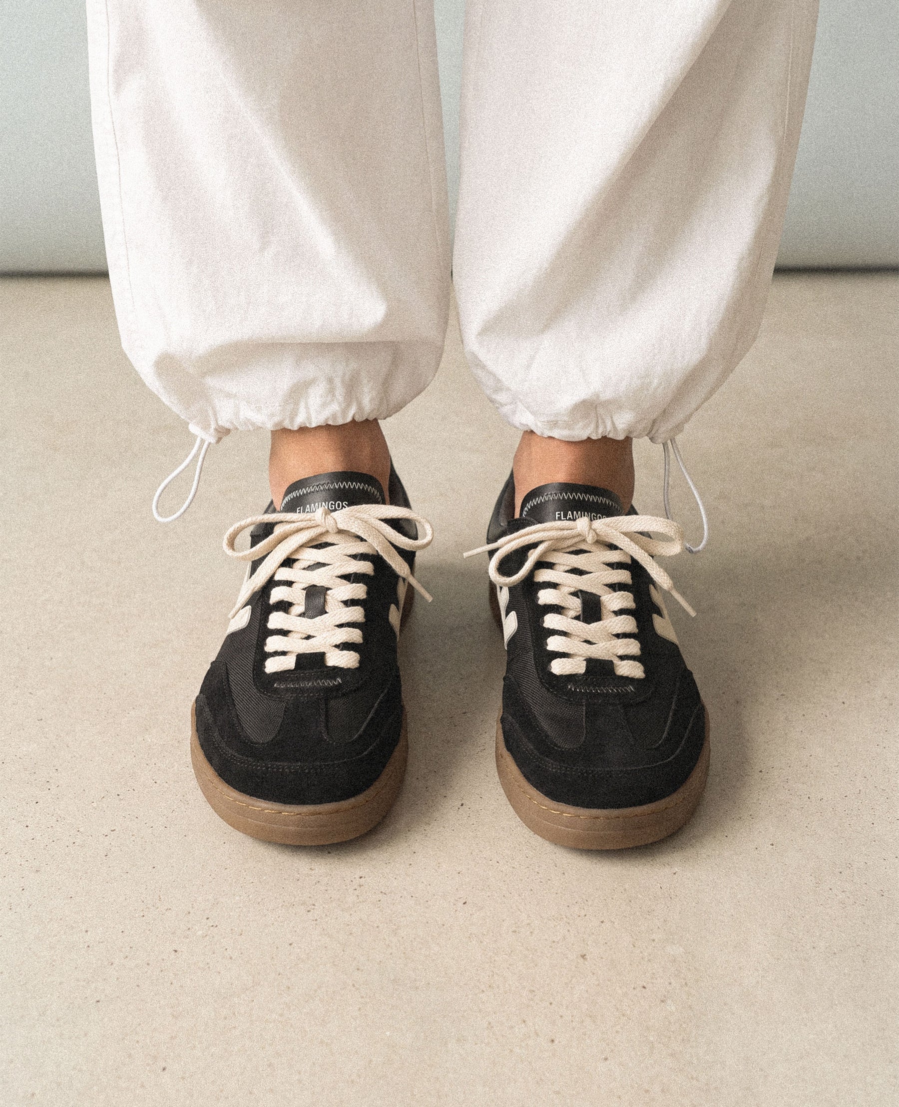 ZERO TENNIS BLACK GUM