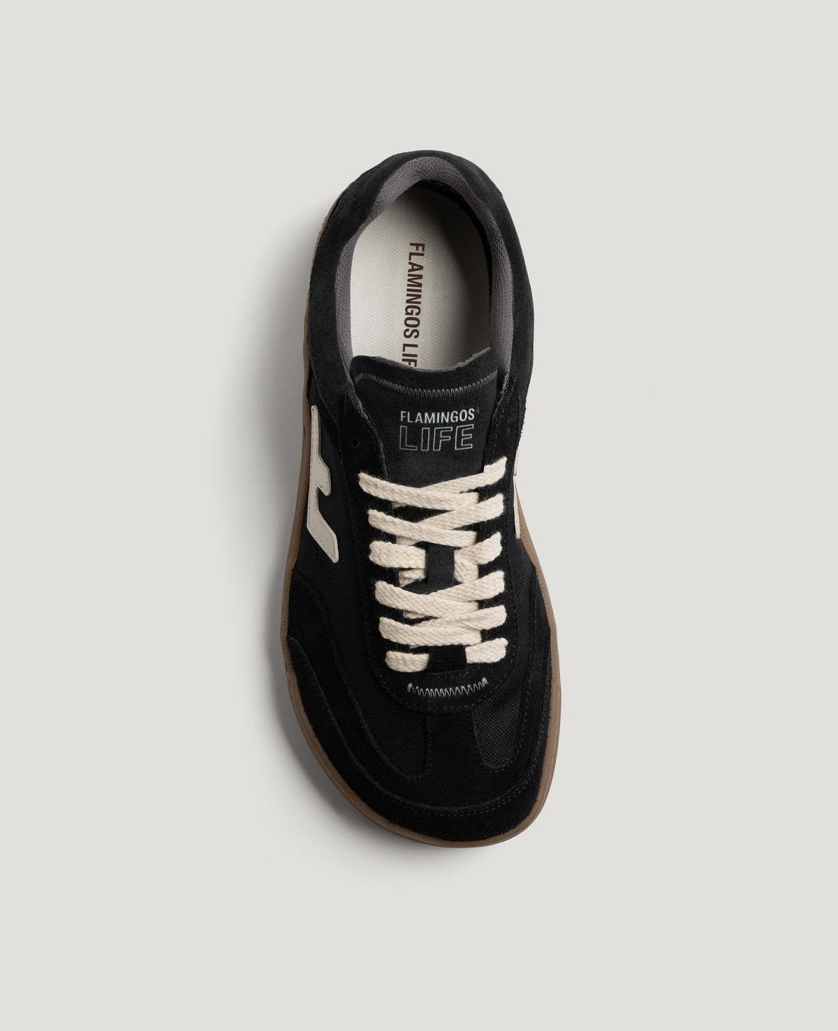 ZERO TENNIS BLACK GUM
