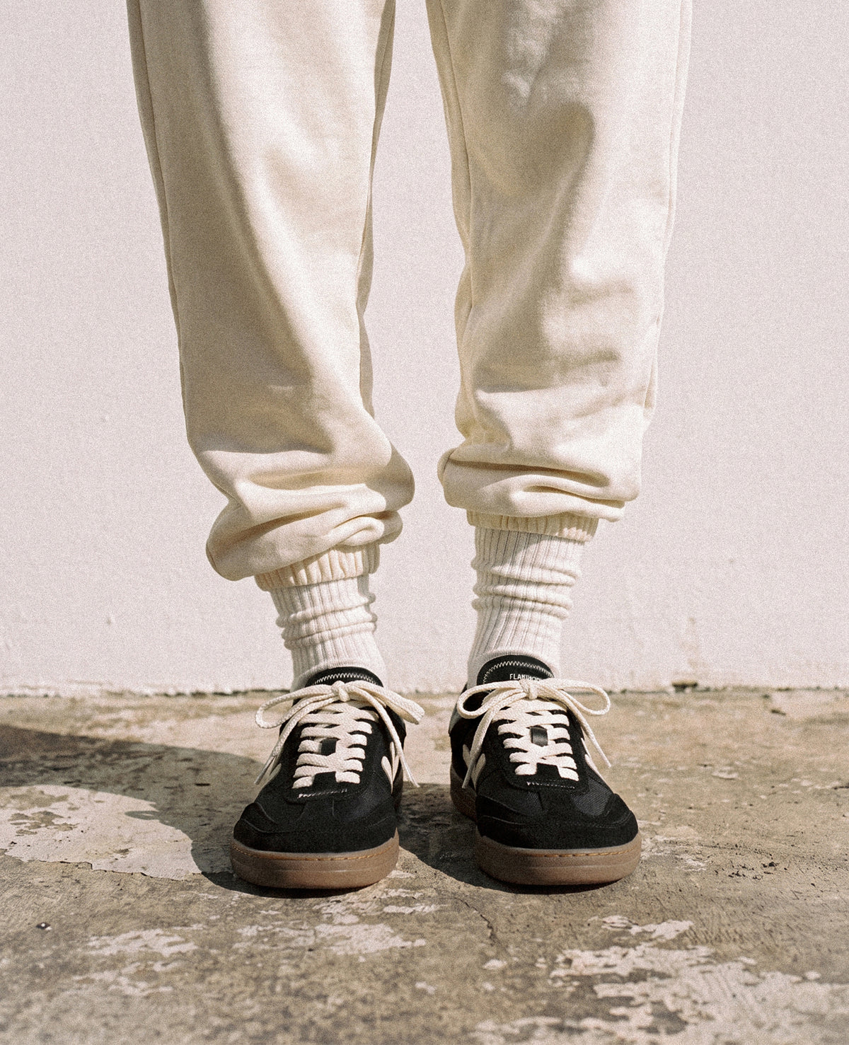 ZERO TENNIS BLACK GUM
