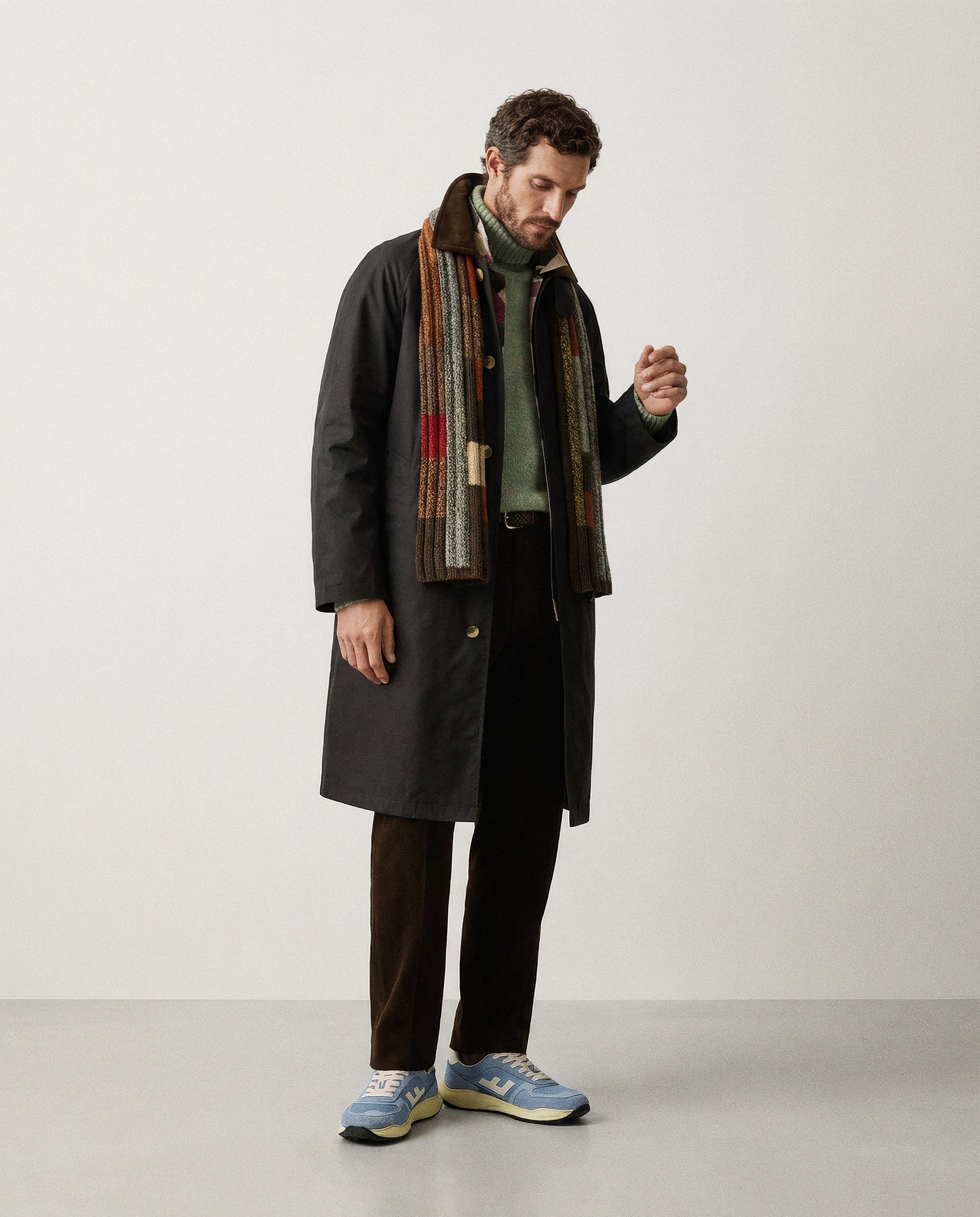 ZERO DROP Sky Vanilla barefoot sneakers – styled with a dark coat and scarf